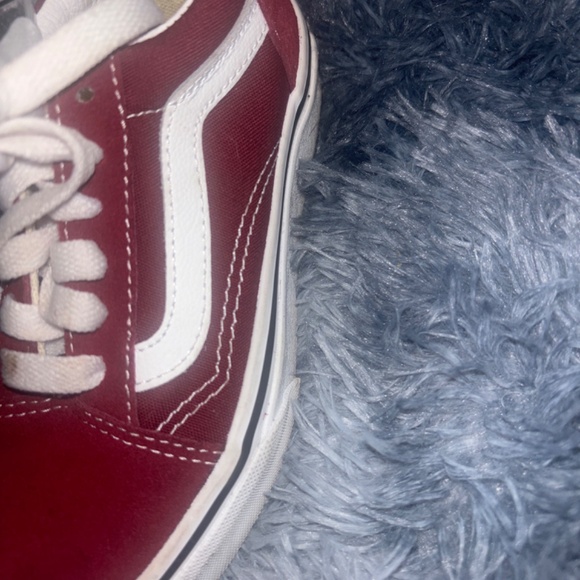 Vans - Picture 4 of 5